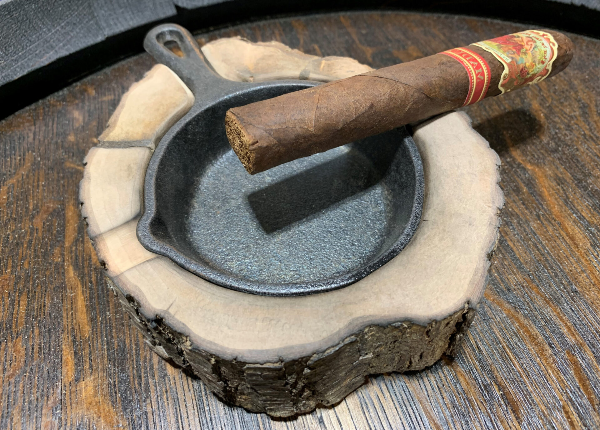 Cast Iron Cigar Tray - Image 2